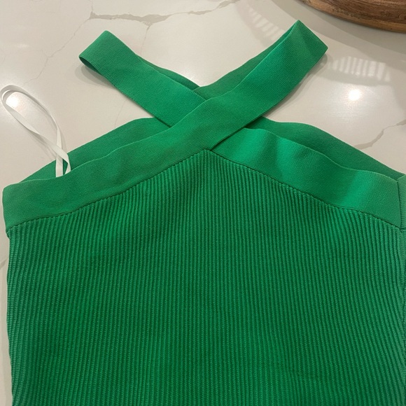 Babaton Sculpt Knit Criss Cross Tank Top - Picture 4 of 10